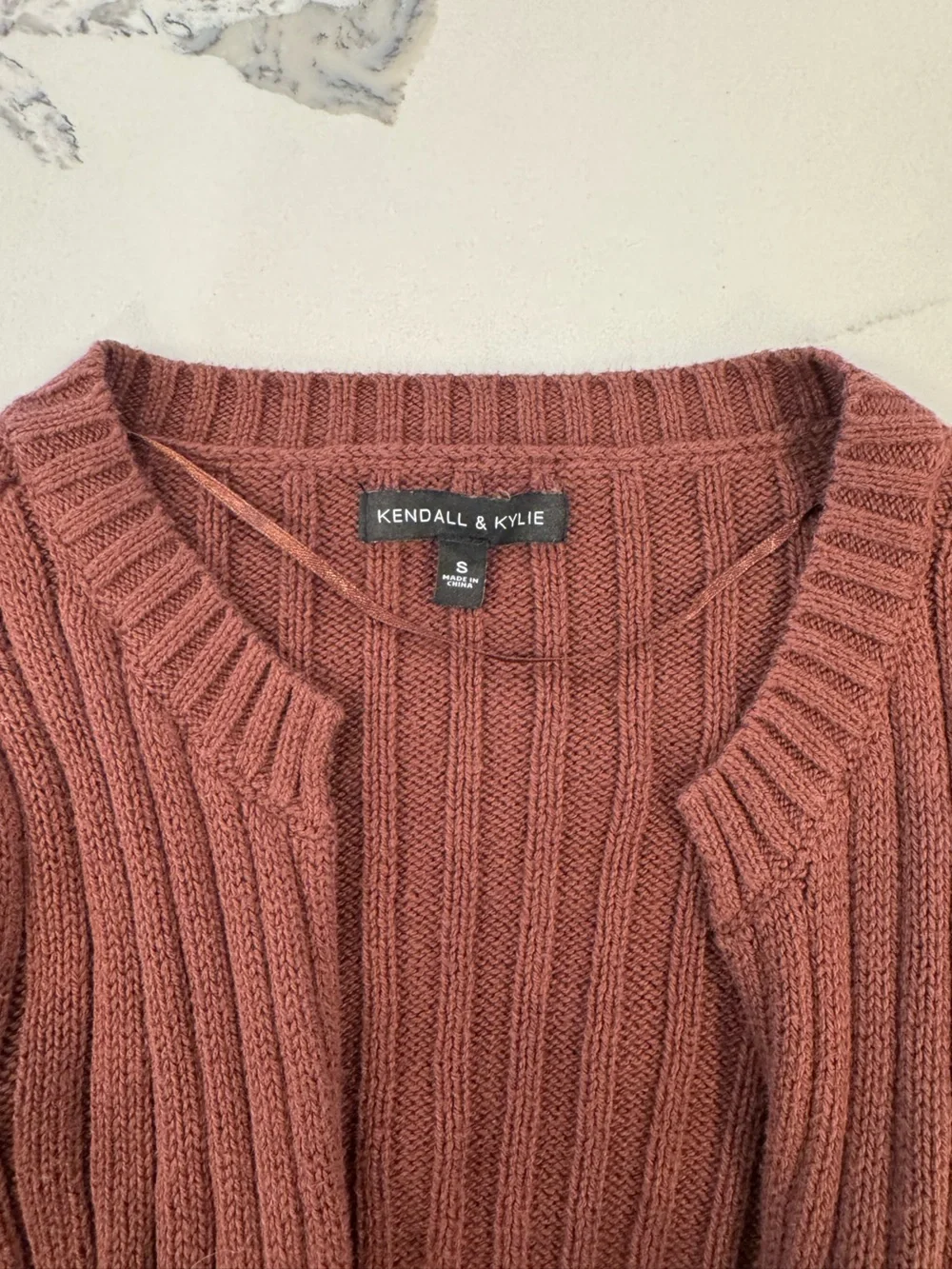 Kendall & Kylie Cropped Tie-Front Sweater - Rust